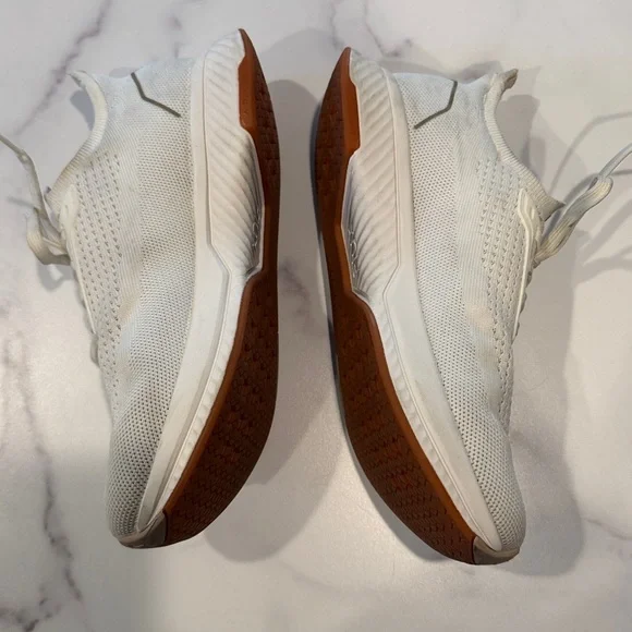 Flux Adapt Runner White Gum Womens Size 8 Running Athletic Walking Knit Shoes - Picture 3 of 7